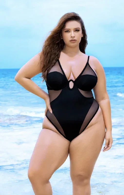 Strutting! Plus Size Swimwear